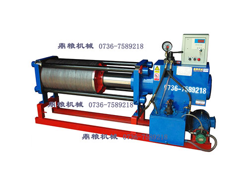新型全自動(dòng)臥式液壓榨油機(jī)，翻杠型，不用卸桿省力60%，女士可用